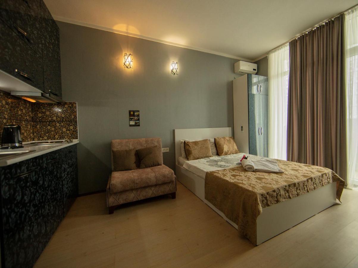 Tower Apartments Батуми Экстерьер фото