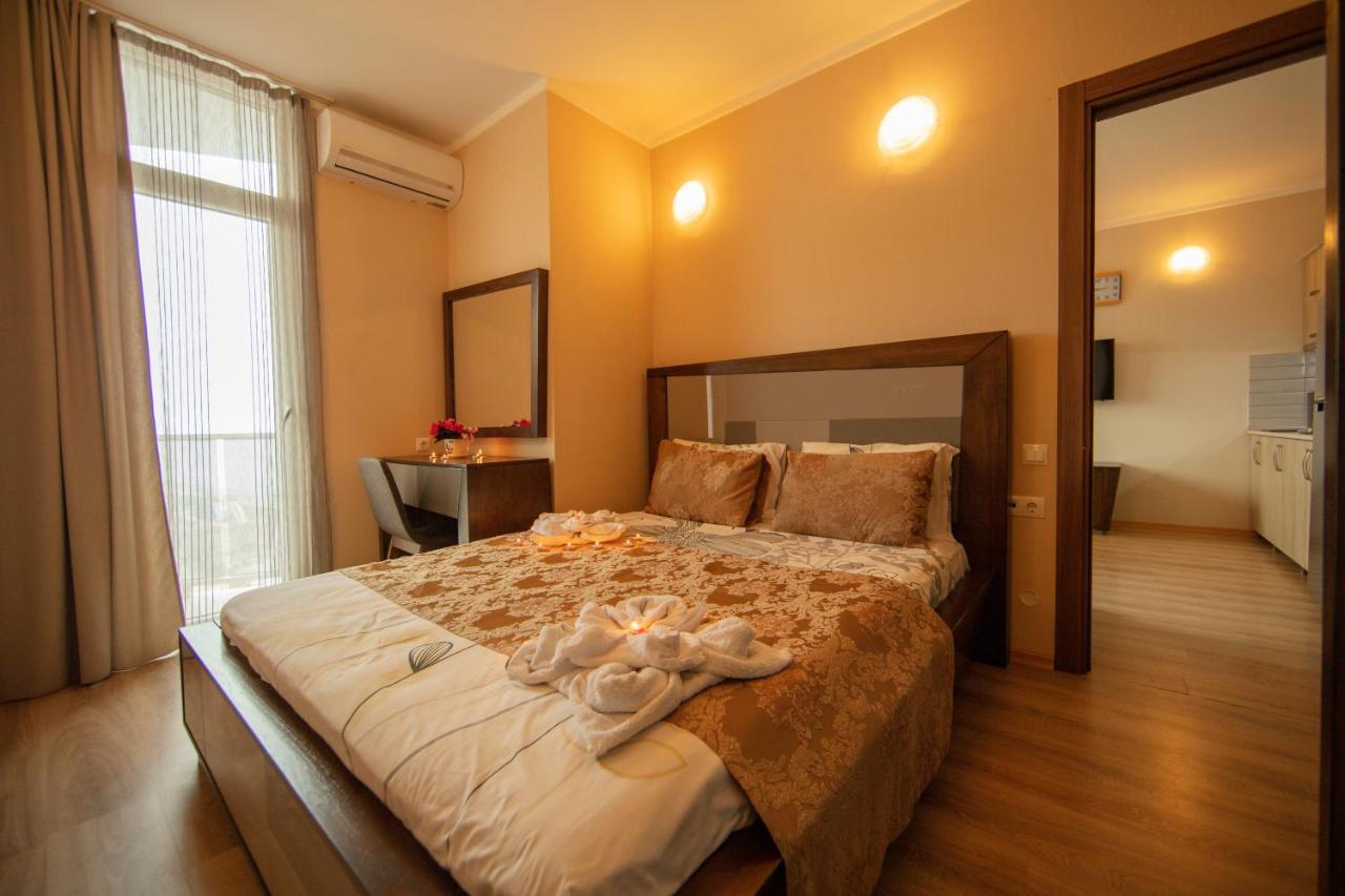Tower Apartments Батуми Экстерьер фото