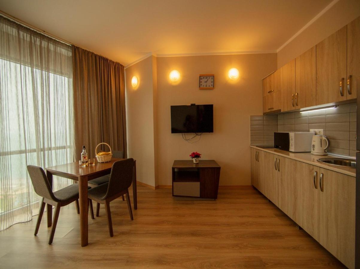Tower Apartments Батуми Экстерьер фото