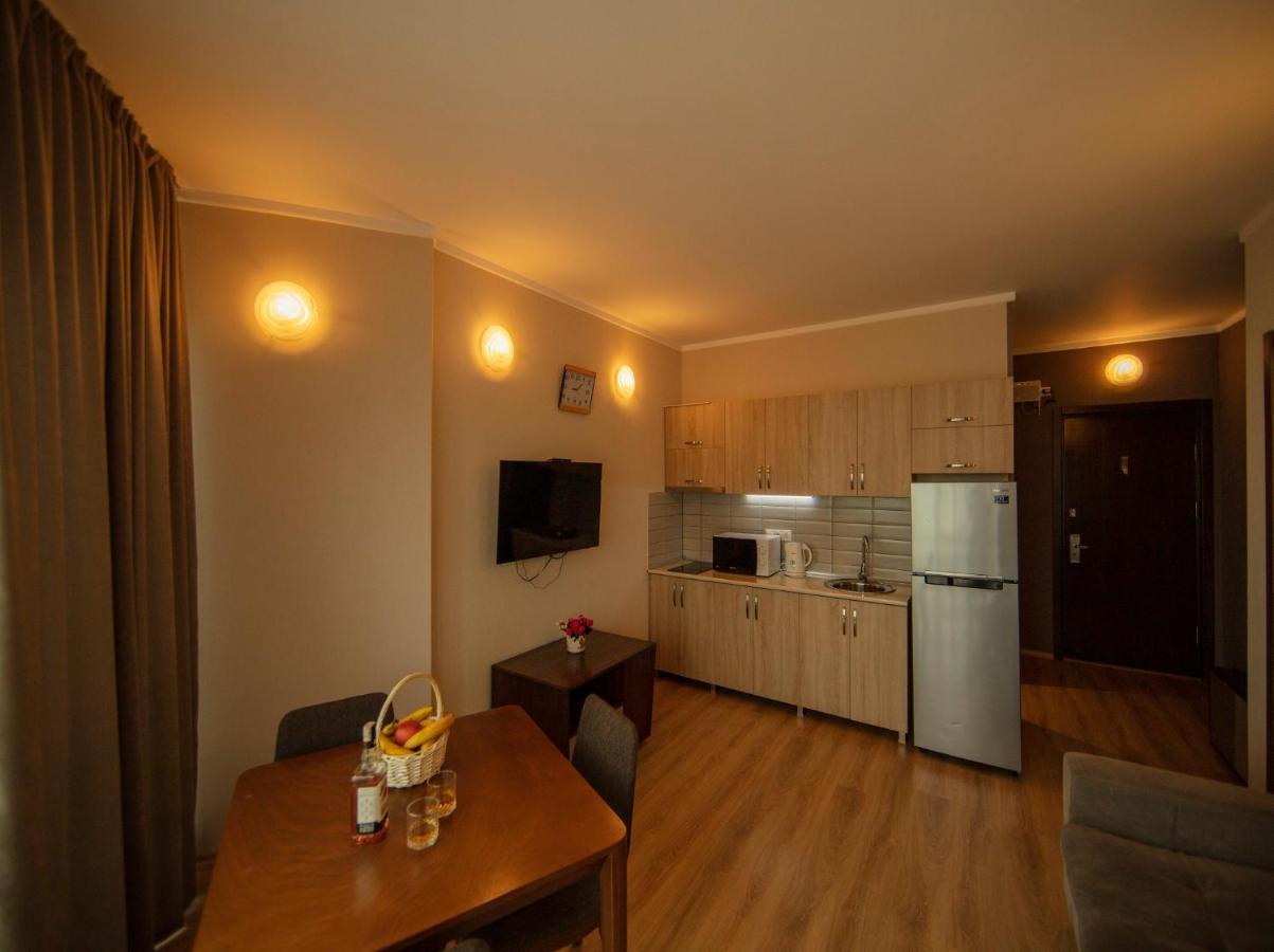 Tower Apartments Батуми Экстерьер фото