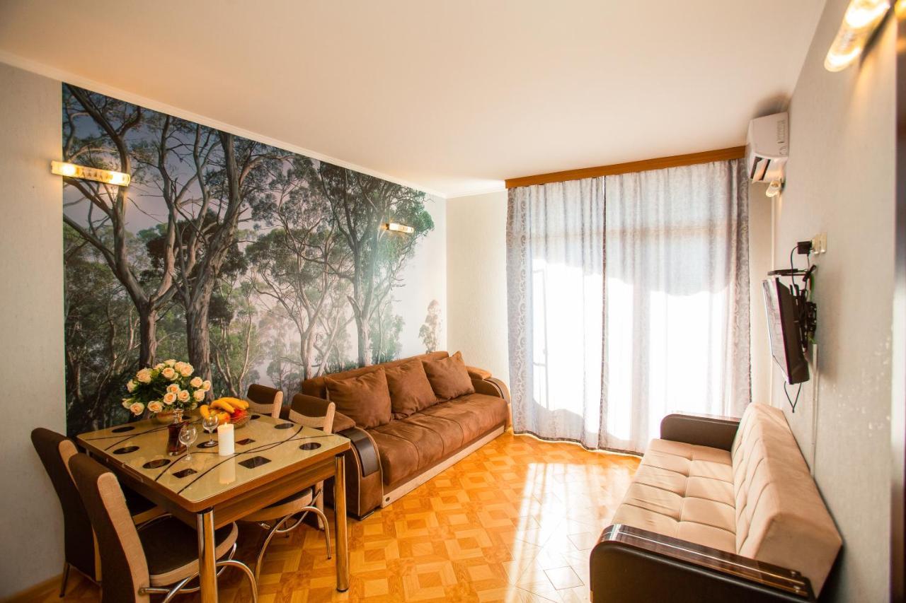 Tower Apartments Батуми Экстерьер фото