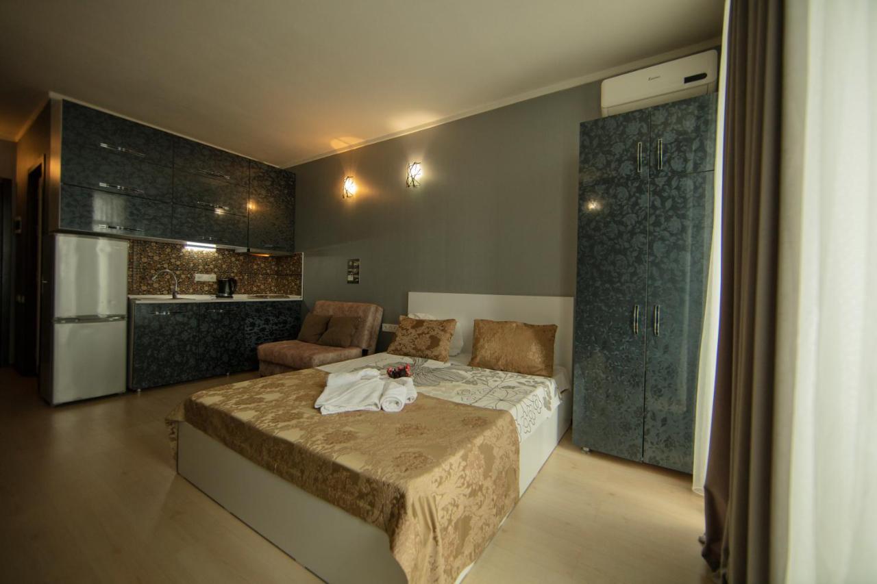 Tower Apartments Батуми Экстерьер фото
