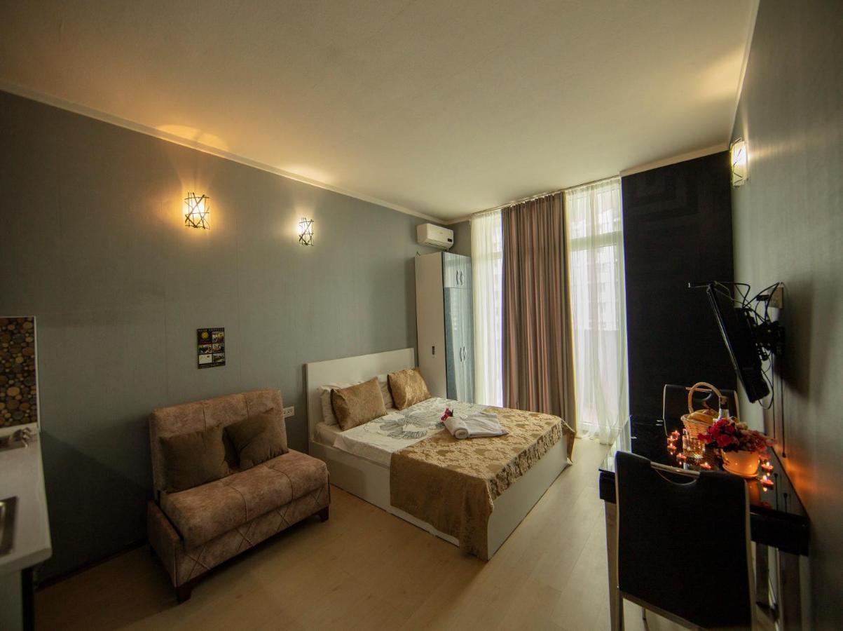 Tower Apartments Батуми Экстерьер фото