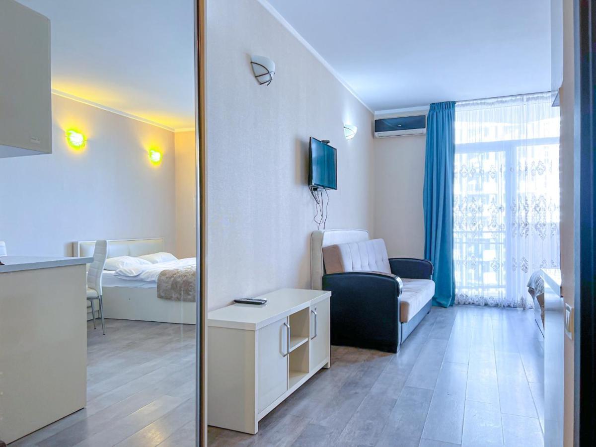 Tower Apartments Батуми Экстерьер фото